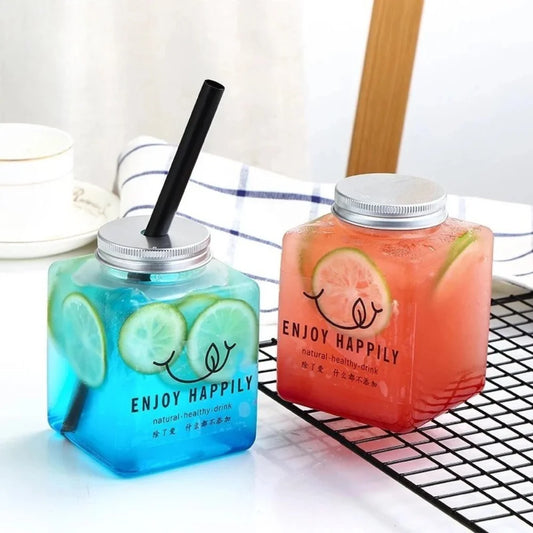 Crystal-Clear Juice Bottles with Silver Caps – Perfect for Smoothies 500ml